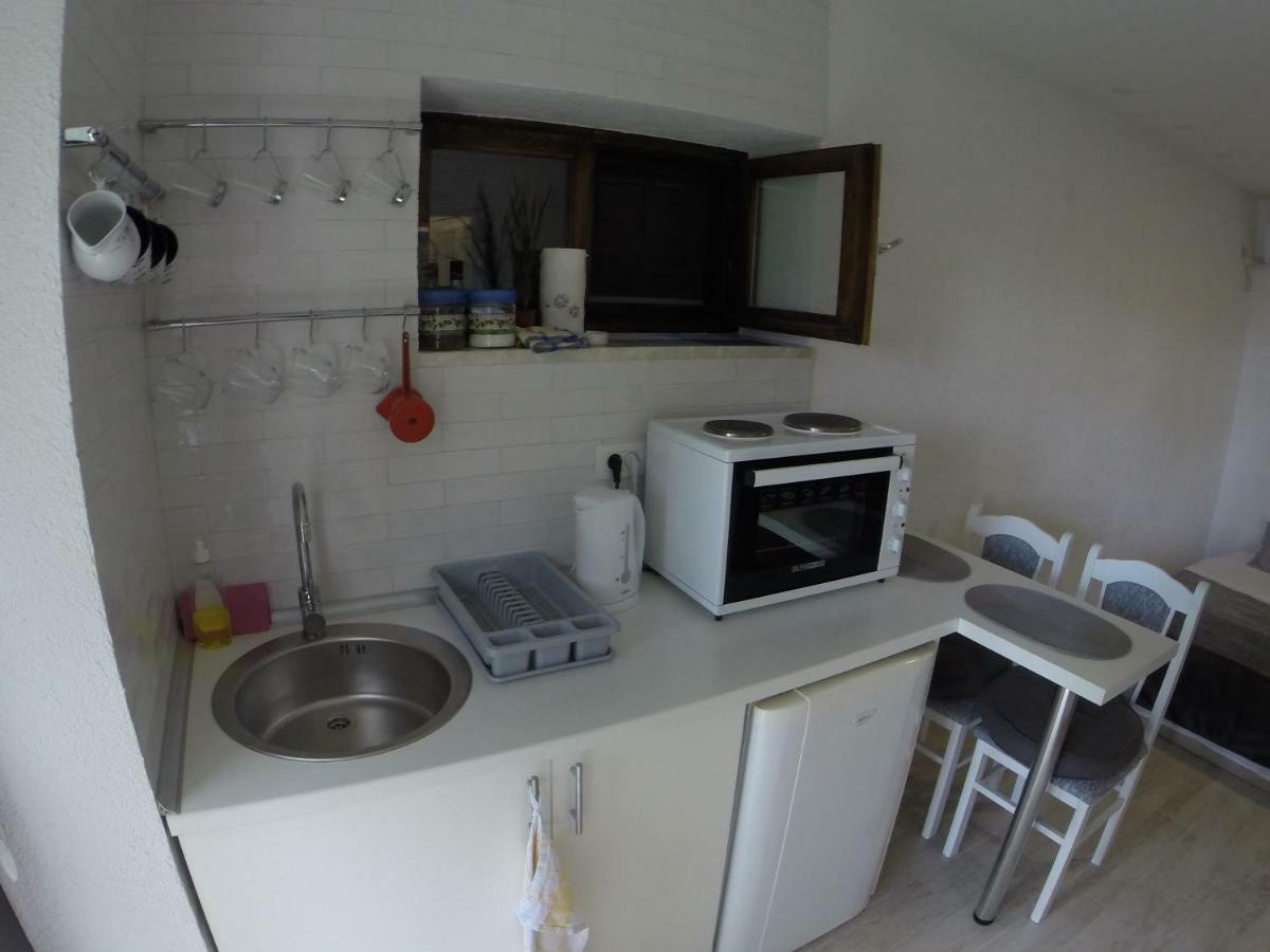 Vuksanovic Apartment ヘルツェグ・ノヴィ エクステリア 写真